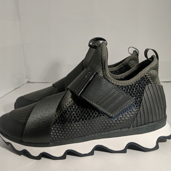 sorel kinetic sneaker alpine tundra